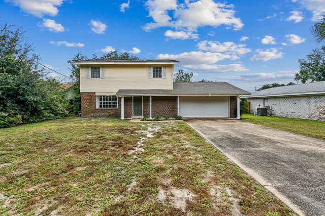 Photo of Listing #985695