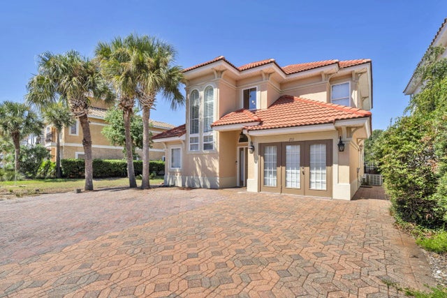 272 Calusa Boulevard, Destin
