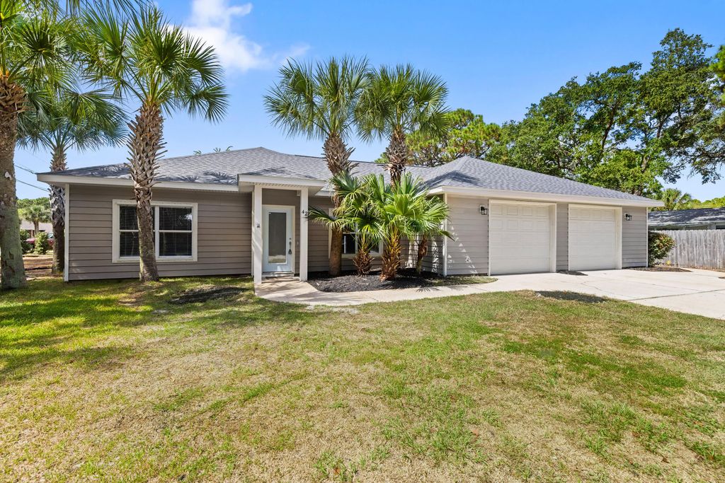 42 Pritchard Road, Miramar Beach