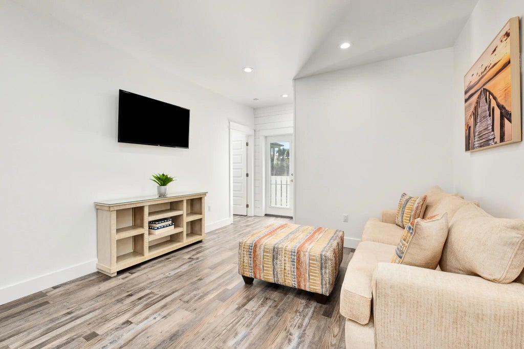 17 of 83 - 48 W Palm Beach Street, Miramar Beach, FL