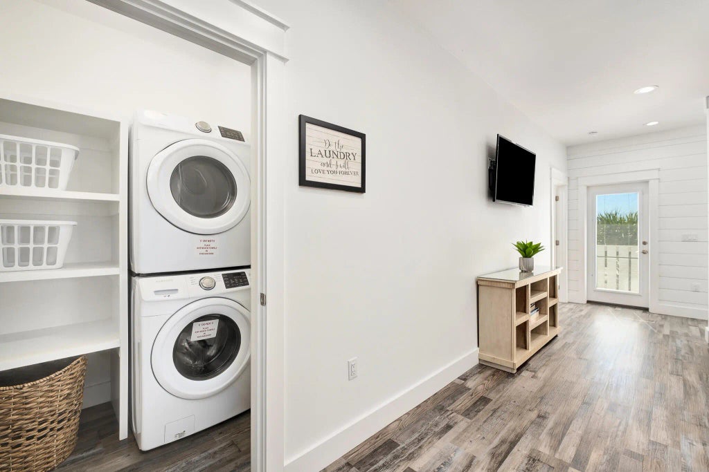 25 of 83 - 48 W Palm Beach Street, Miramar Beach, FL