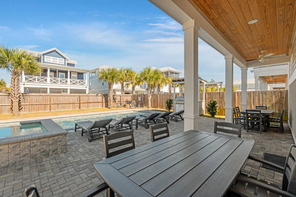 48 of 83 - 48 W Palm Beach Street, Miramar Beach, FL