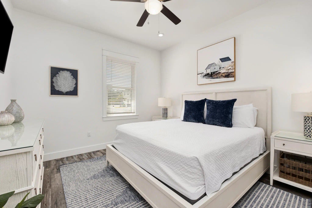 14 of 82 - 36 W Palm Beach Street, Miramar Beach, FL