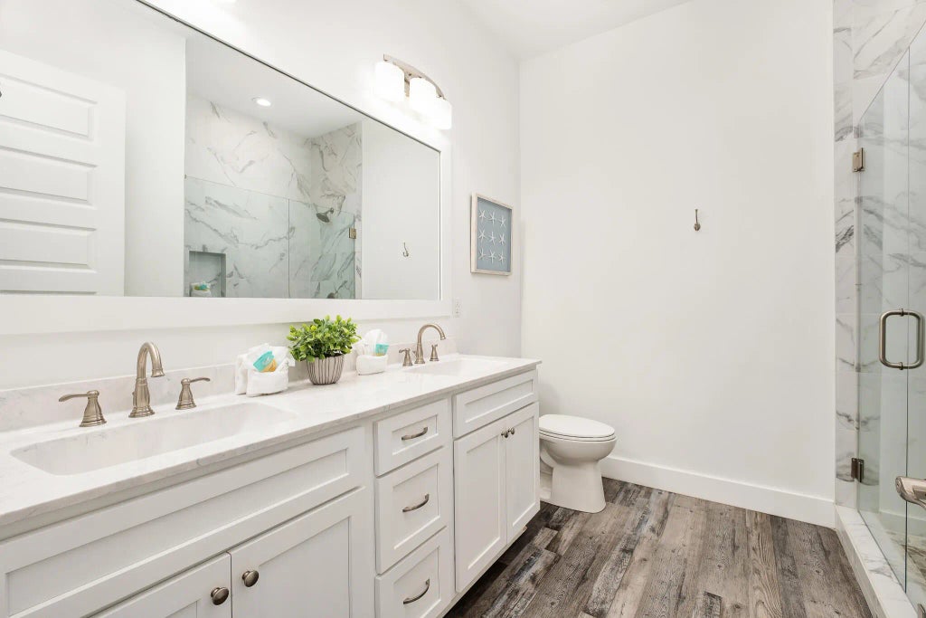 16 of 82 - 36 W Palm Beach Street, Miramar Beach, FL