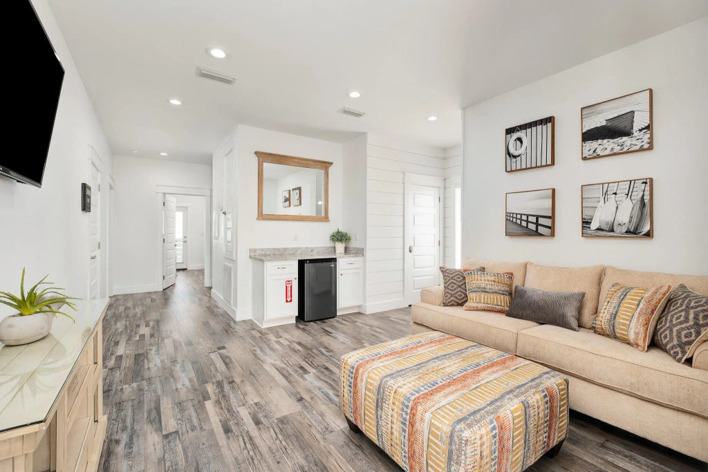 21 of 82 - 36 W Palm Beach Street, Miramar Beach, FL