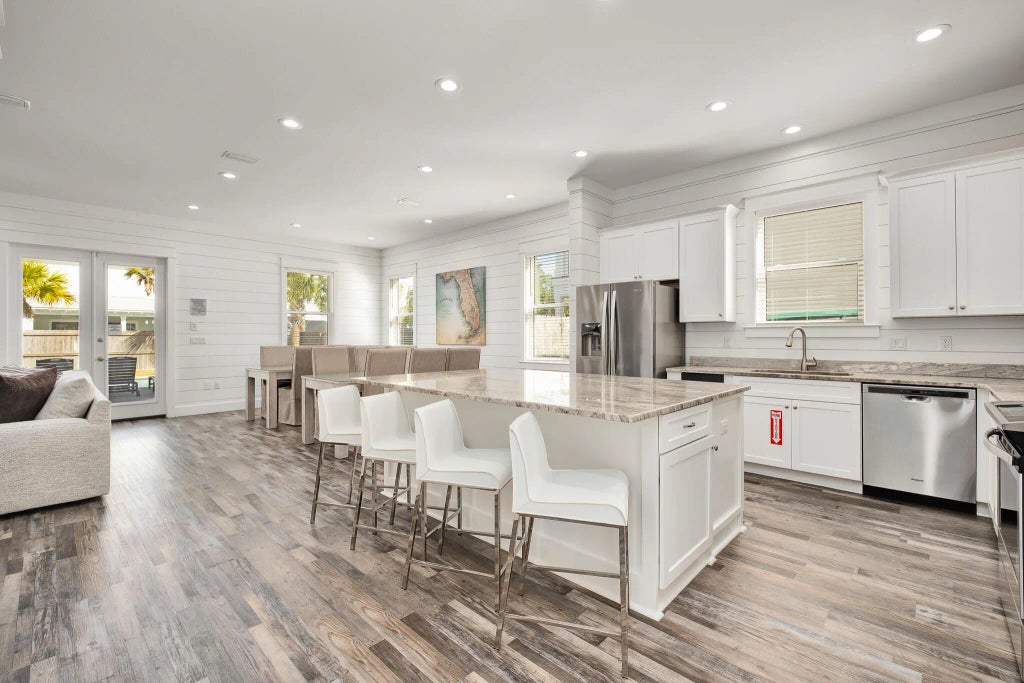 3 of 82 - 36 W Palm Beach Street, Miramar Beach, FL