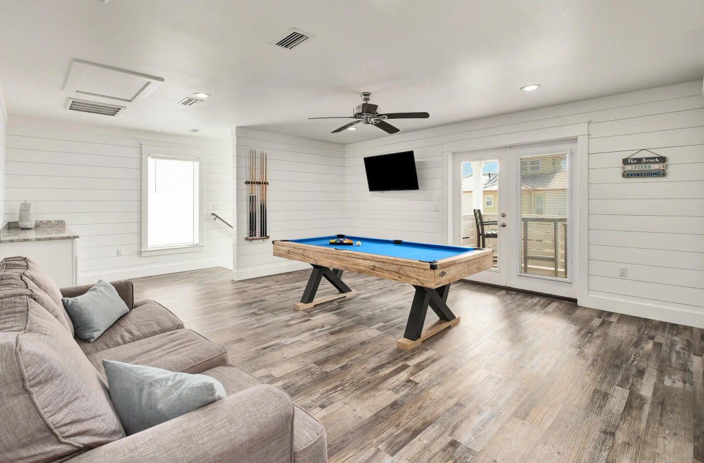 31 of 82 - 36 W Palm Beach Street, Miramar Beach, FL