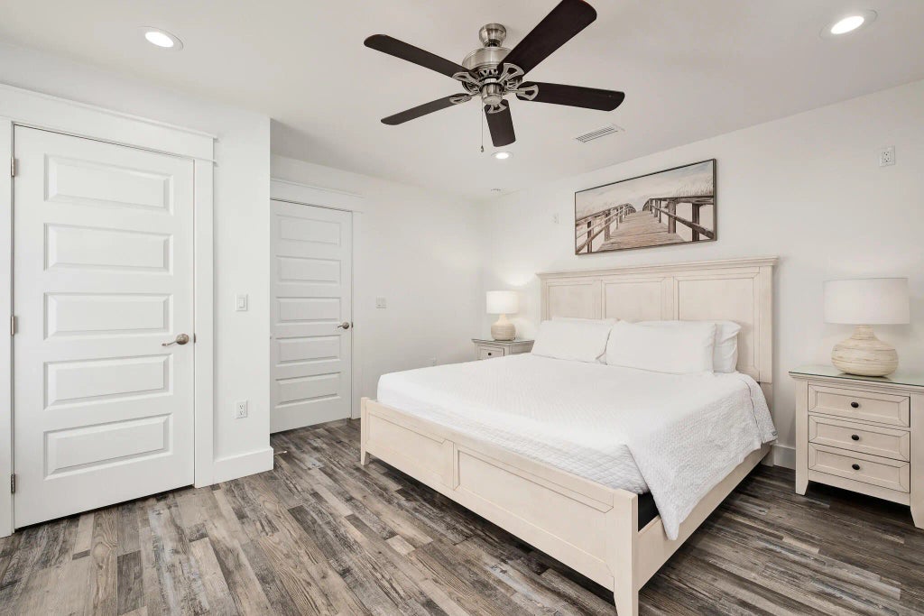 35 of 82 - 36 W Palm Beach Street, Miramar Beach, FL