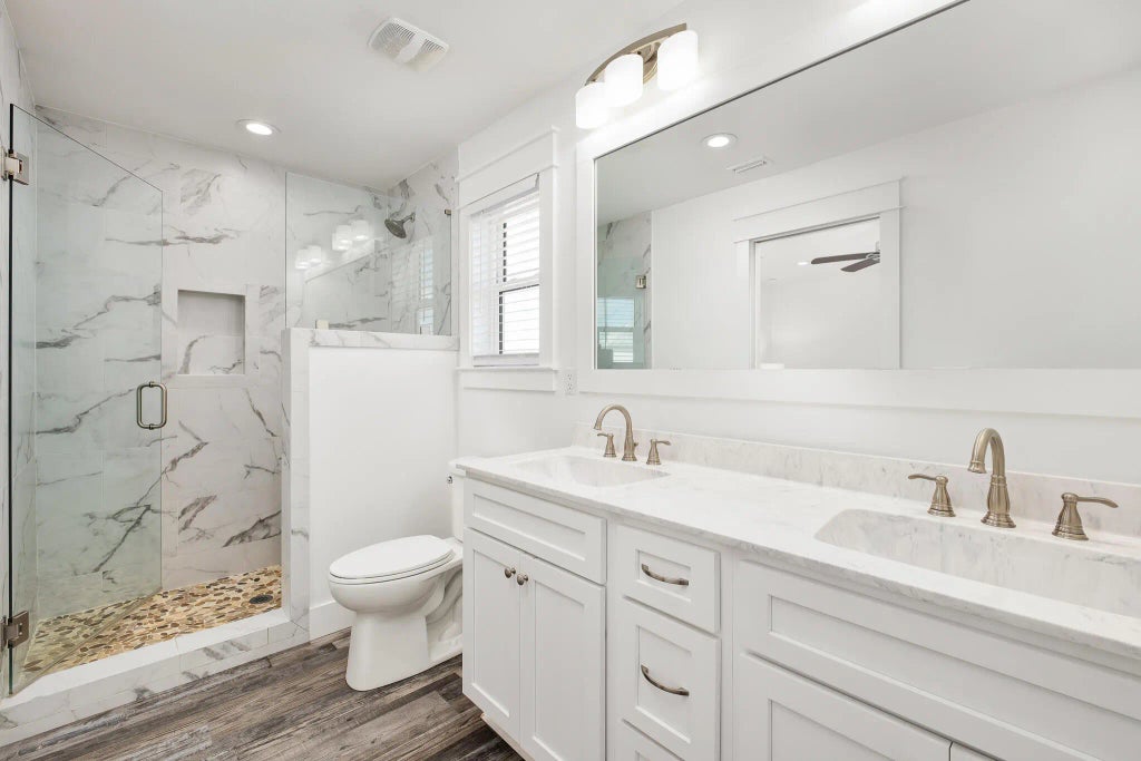 36 of 82 - 36 W Palm Beach Street, Miramar Beach, FL