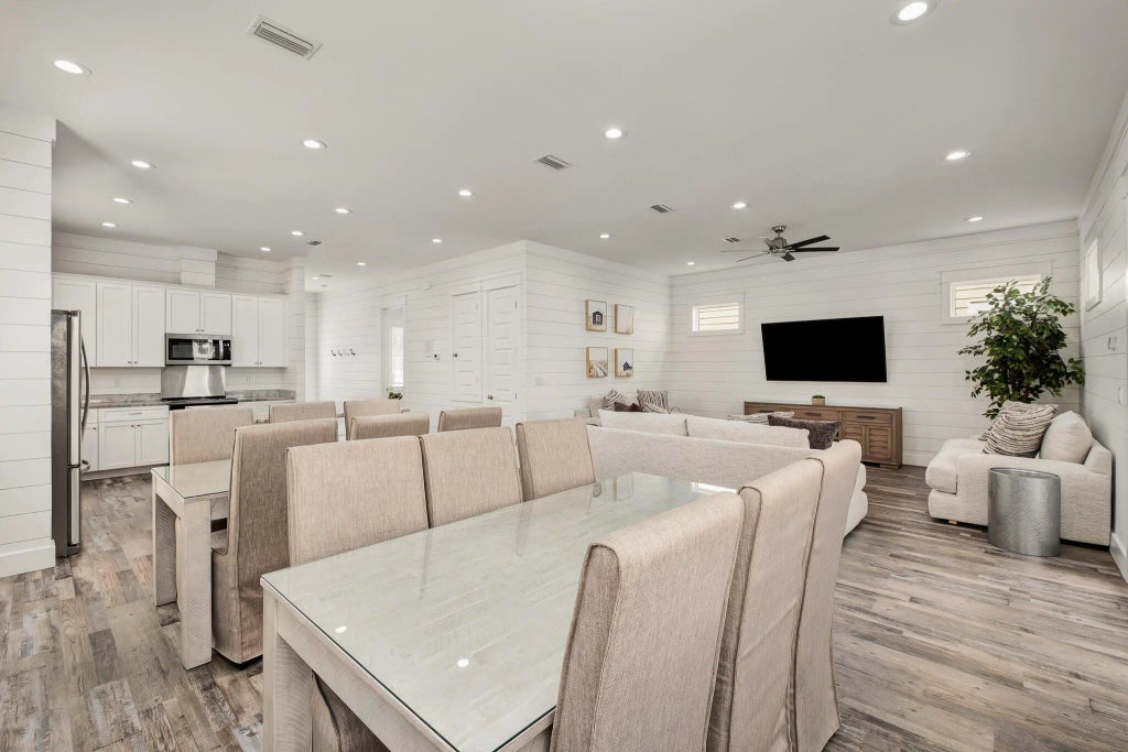 6 of 82 - 36 W Palm Beach Street, Miramar Beach, FL