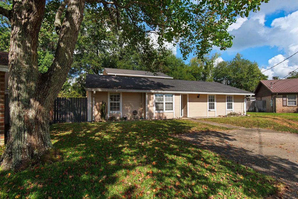 714 Clark Drive, Fort Walton Beach