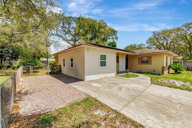 Photo of Listing #986241