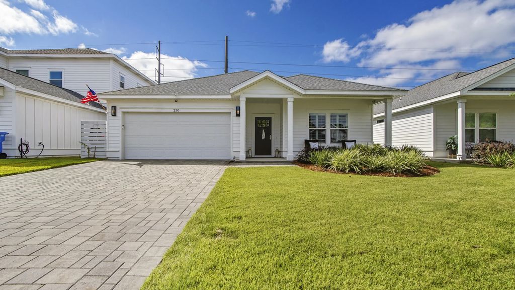 250 N Wells Street, Panama City Beach