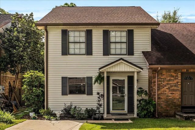 Photo of Listing #986518