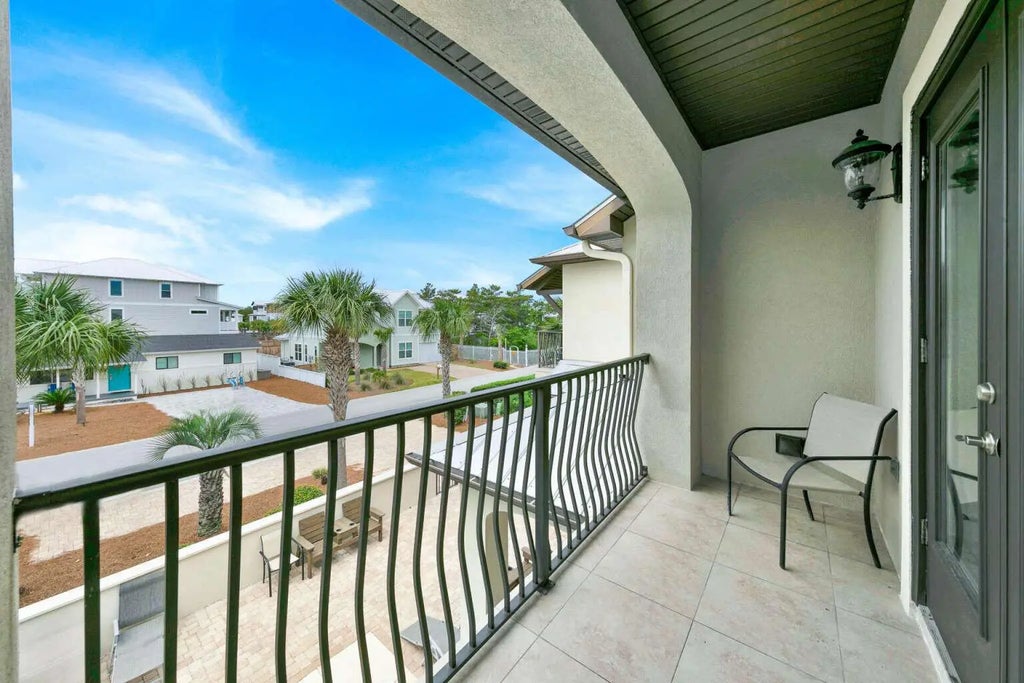 18 of 20 - 228 Miami Street, Miramar Beach, FL