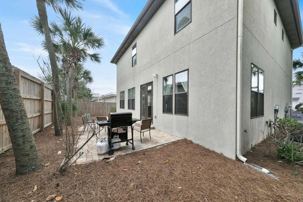 20 of 20 - 228 Miami Street, Miramar Beach, FL