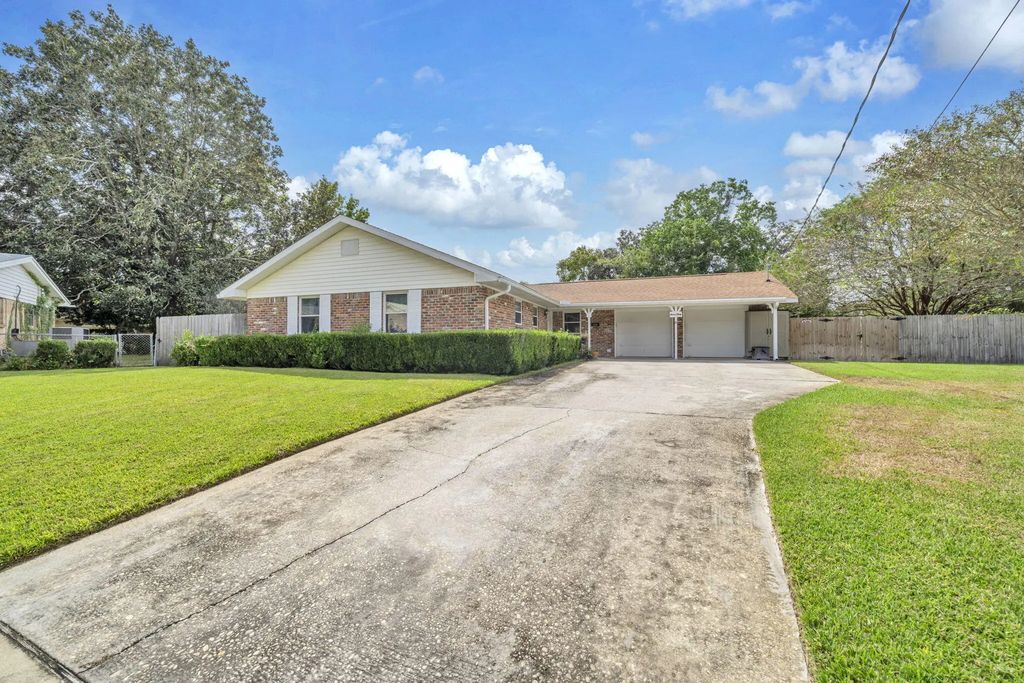 730 Colony Court, Fort Walton Beach