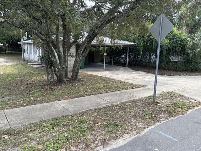 Photo of Listing #986650