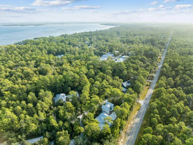Photo of Listing #987128