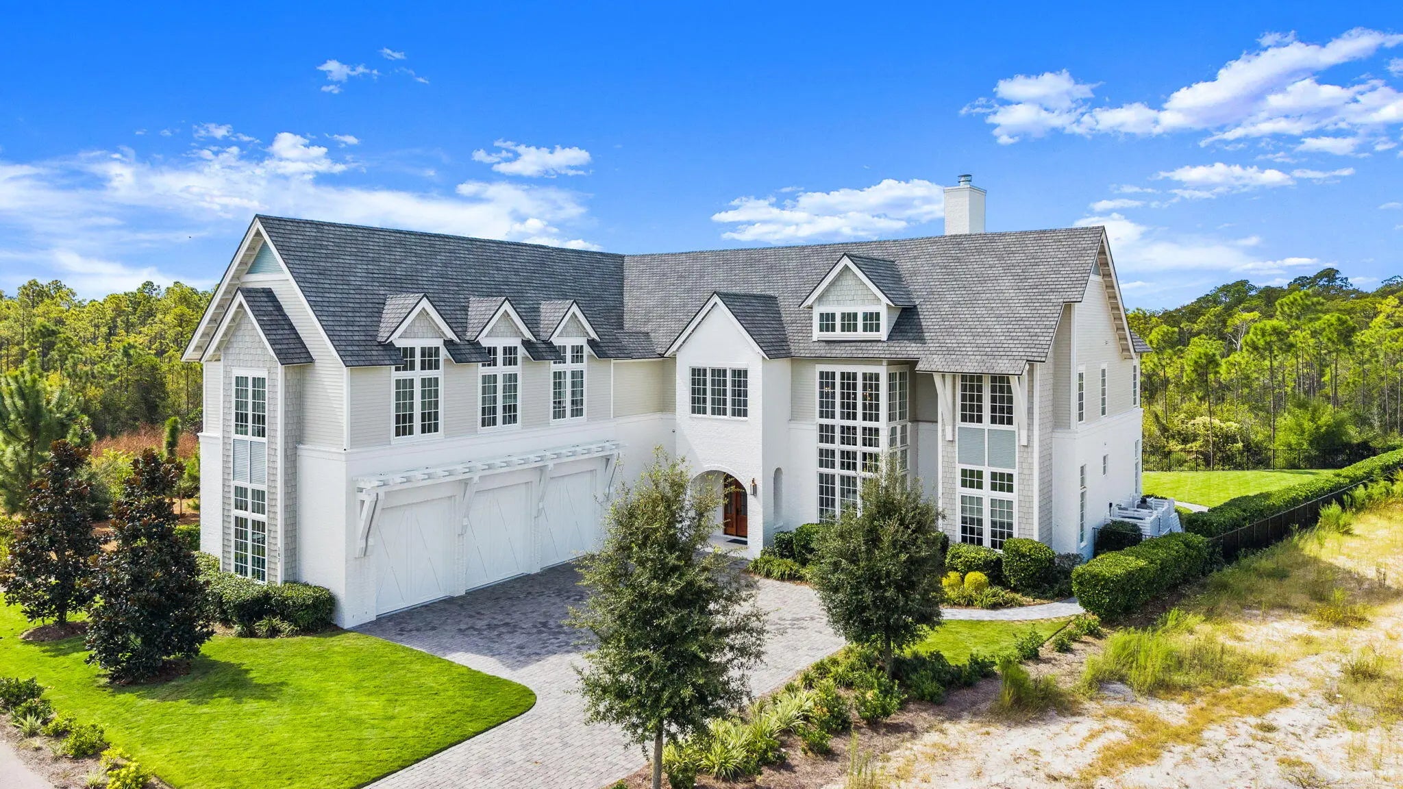 Photo of Listing #986705