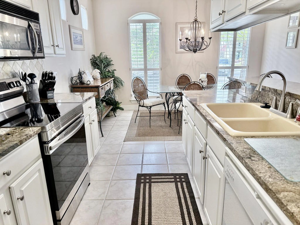 13 of 47 - 22 Pearl Cove, Miramar Beach, FL