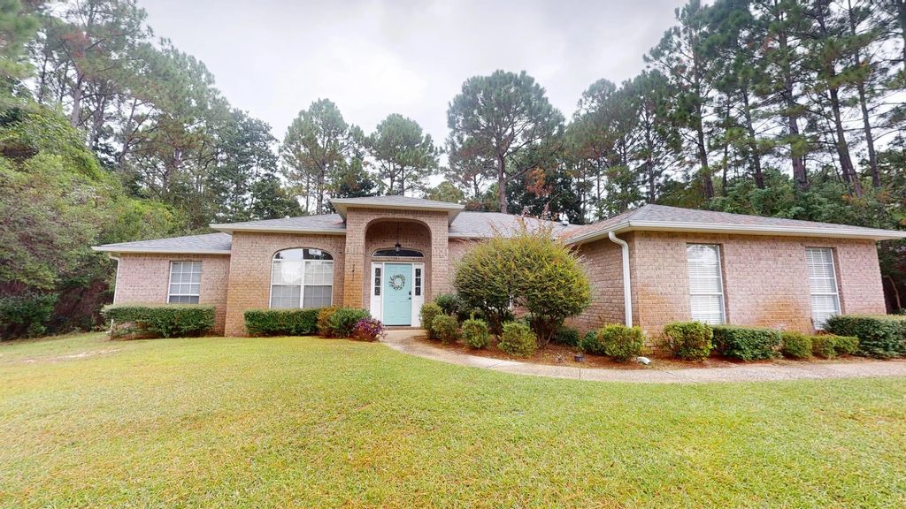 7412 Woodmont Road, Navarre