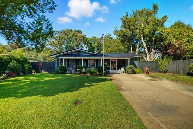 Photo of Listing #987283