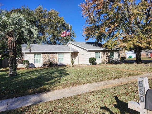 Photo of Listing #989896