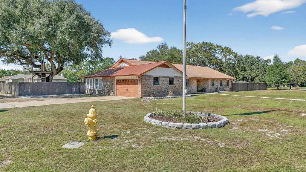 6500 Calle De Lago, Navarre