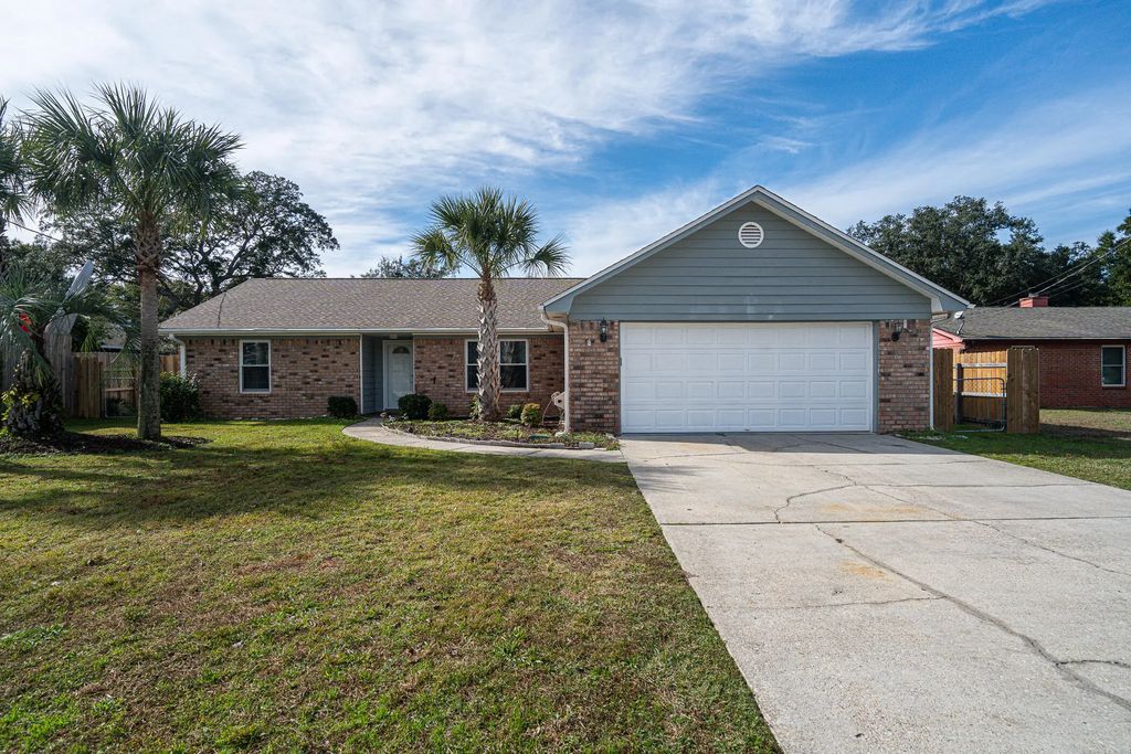 2759 Pleasant Bay Court, Navarre