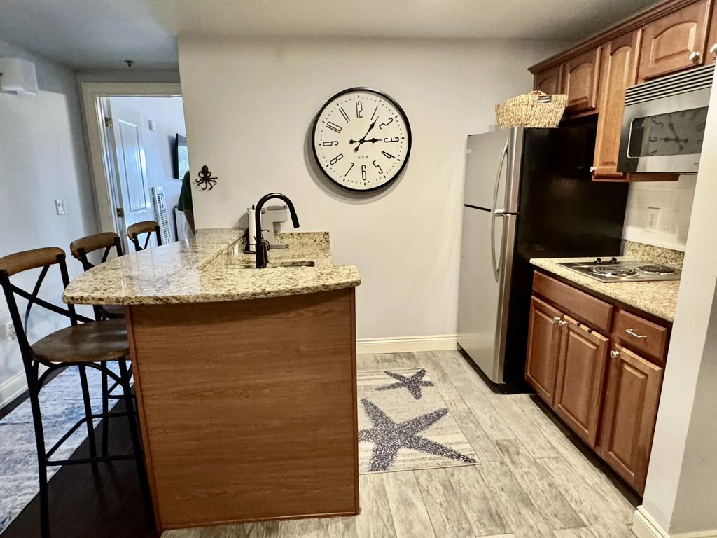 7 of 30 - 114 Carillon Market Street Unit 201, Panama City Beach, FL