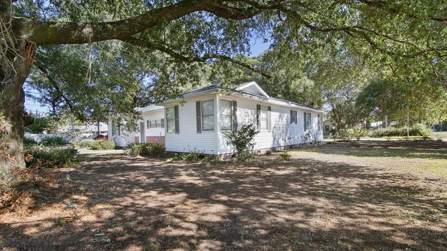Photo of Listing #988084