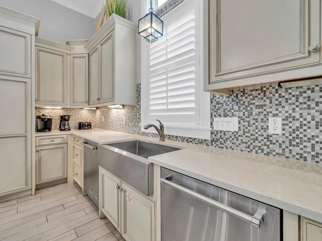 18 of 77 - 29 Los Angeles Street, Miramar Beach, FL