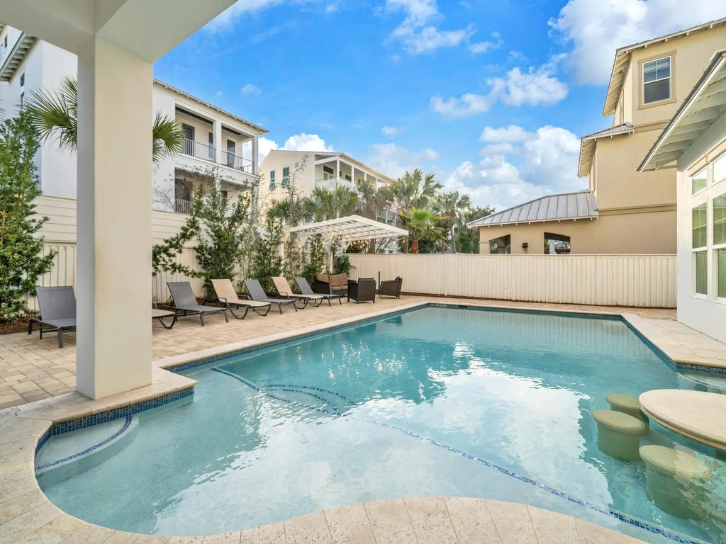 27 of 77 - 29 Los Angeles Street, Miramar Beach, FL