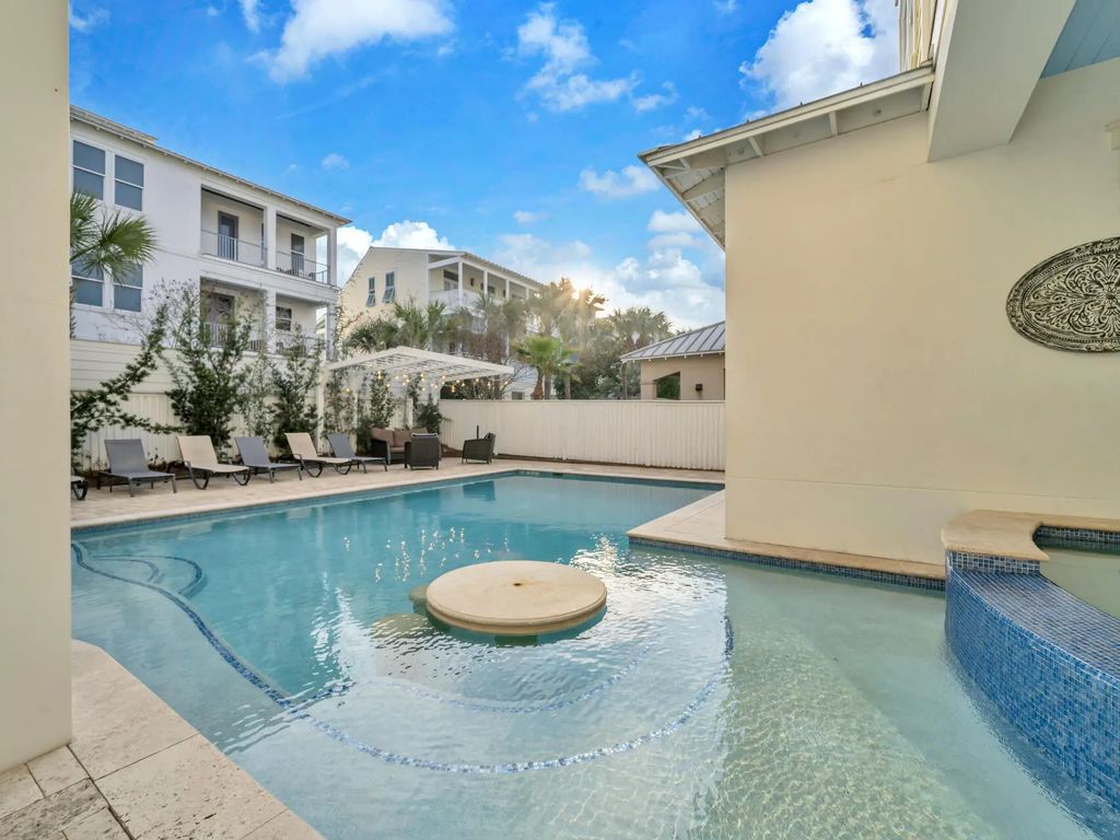 28 of 77 - 29 Los Angeles Street, Miramar Beach, FL