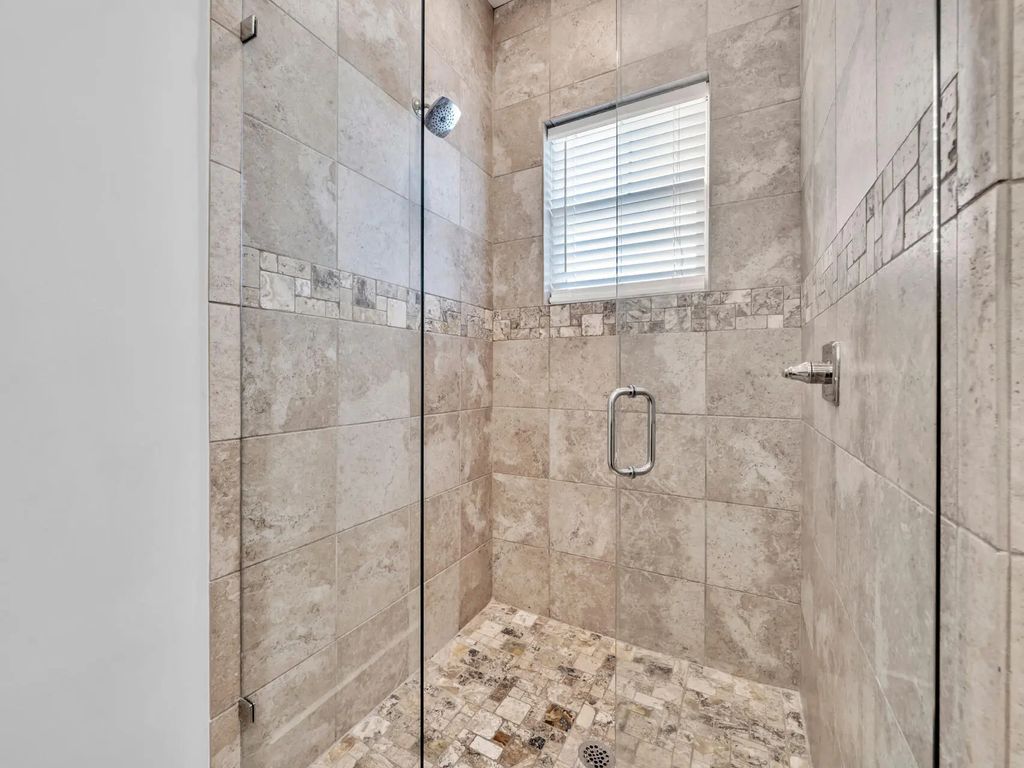41 of 77 - 29 Los Angeles Street, Miramar Beach, FL
