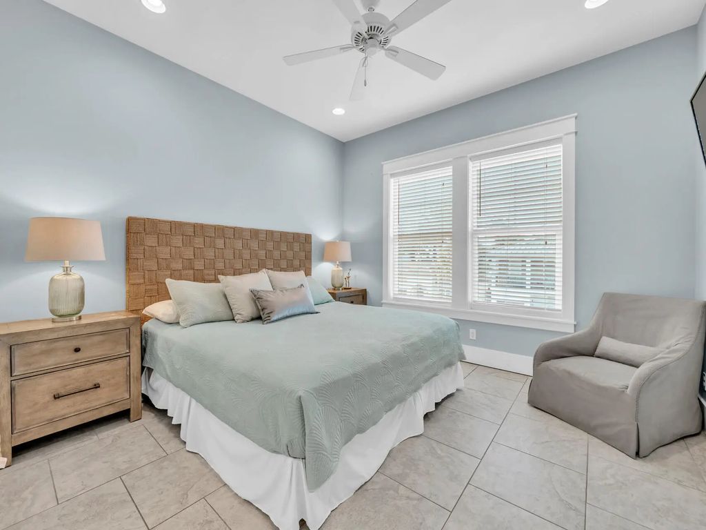 50 of 77 - 29 Los Angeles Street, Miramar Beach, FL