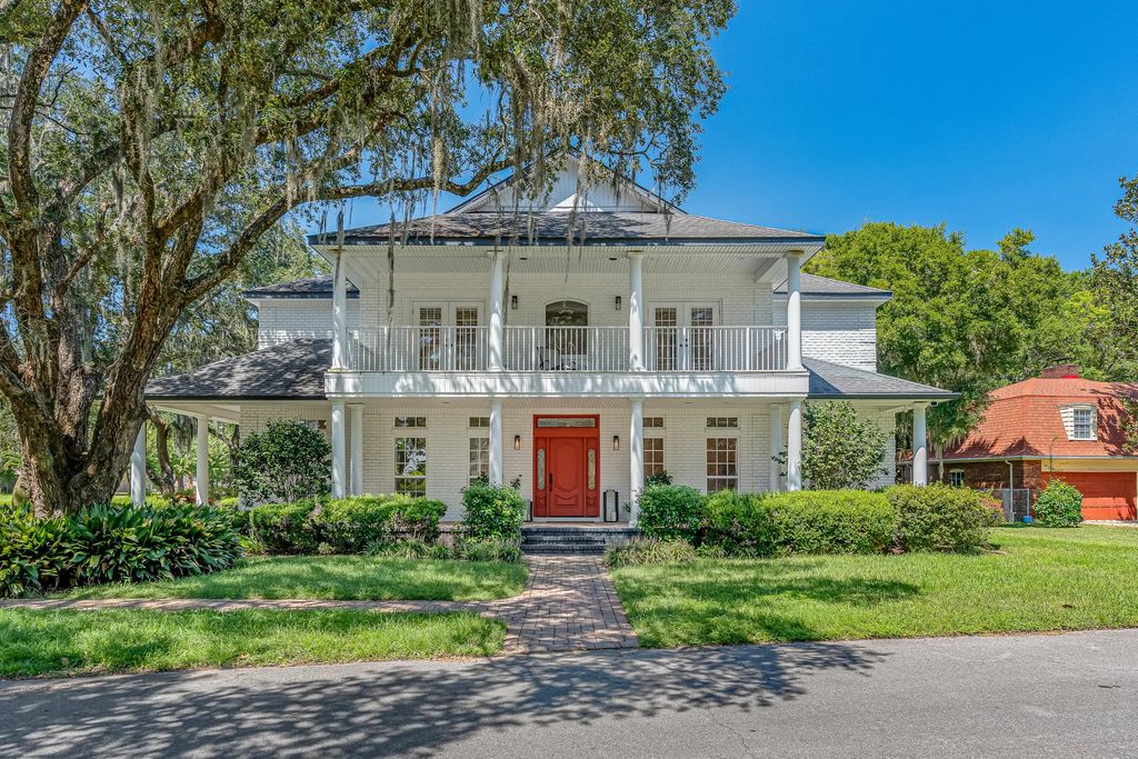 111 Troy Circle, Fort Walton Beach