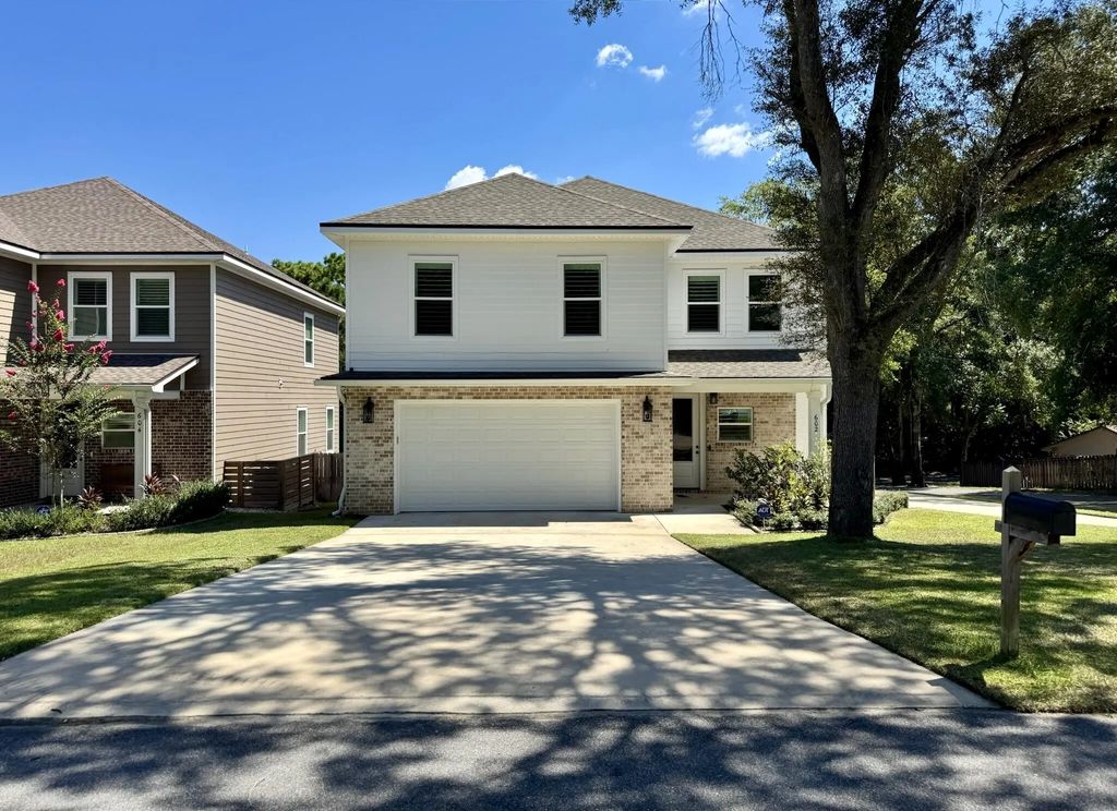 602 Ivy Avenue, Niceville