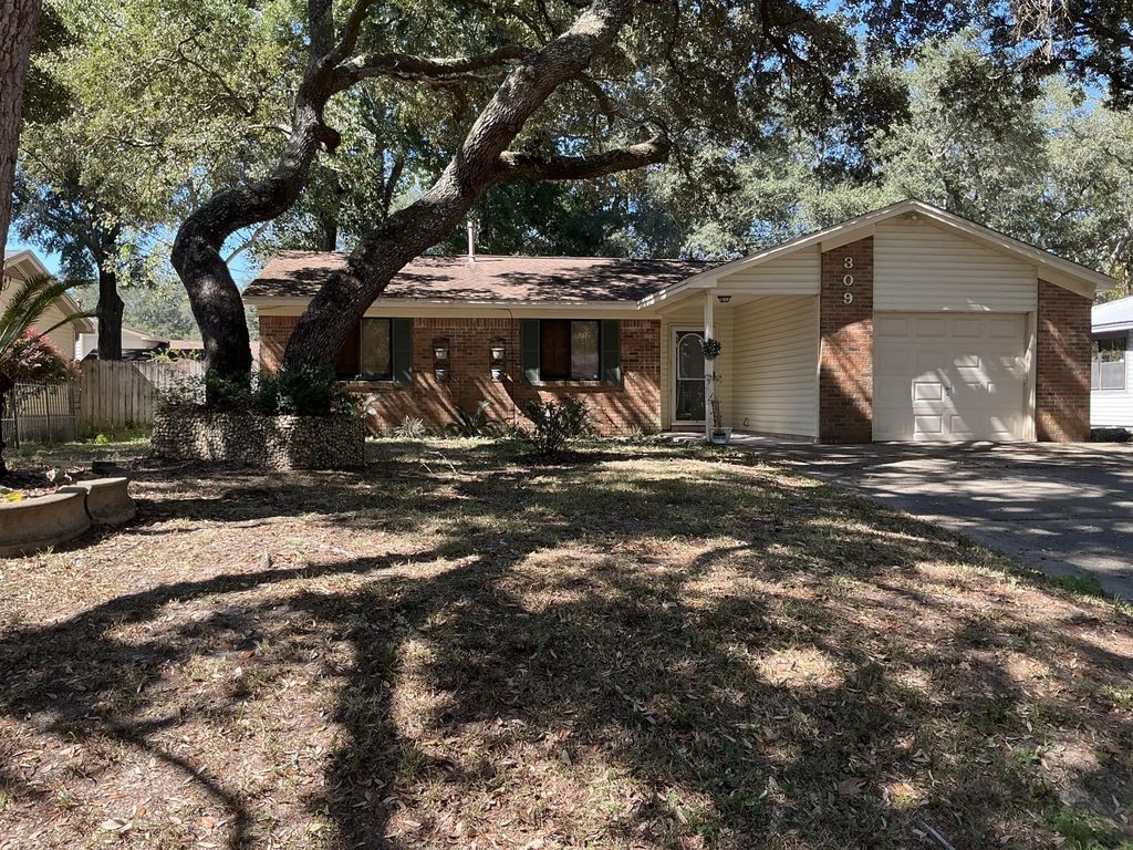 309 Goldenrod Court, Niceville