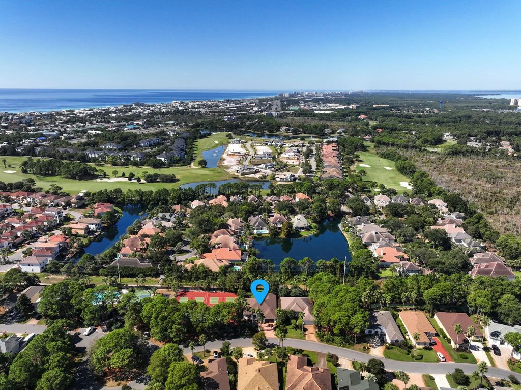 280 Tequesta Drive, Destin