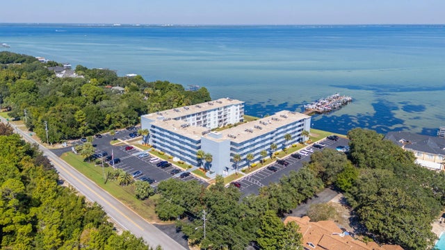 3857 Indian Trail 113, Destin