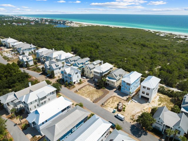 Photo of Listing #987798