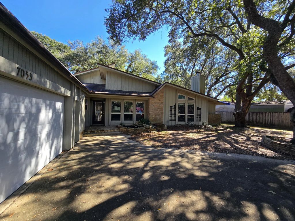 7053 Gandy Dr Drive, Navarre