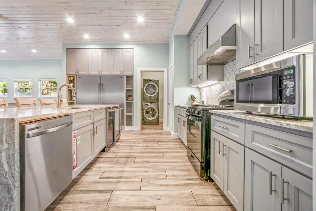 13 of 82 - 117 Charlotte Ave Avenue, Miramar Beach, FL