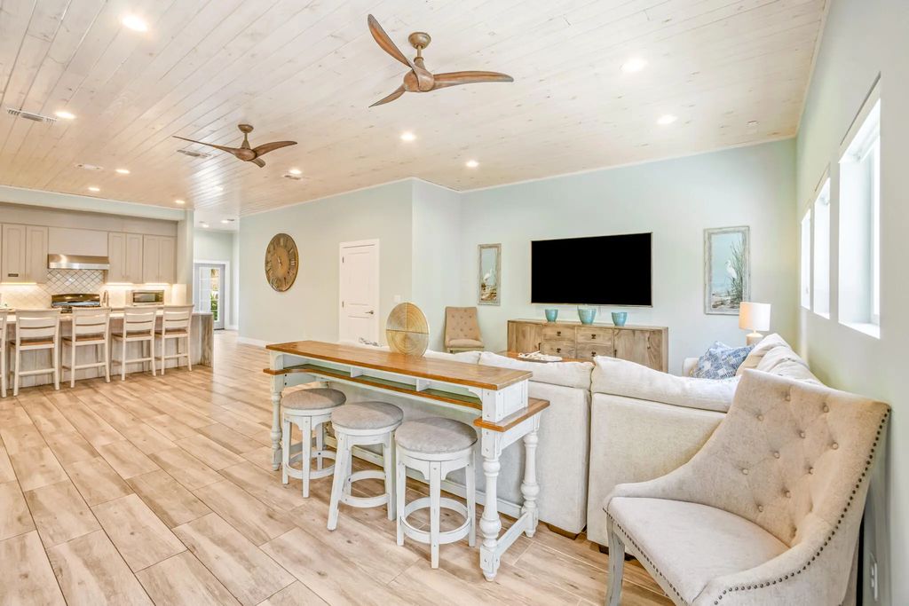 25 of 82 - 117 Charlotte Ave Avenue, Miramar Beach, FL