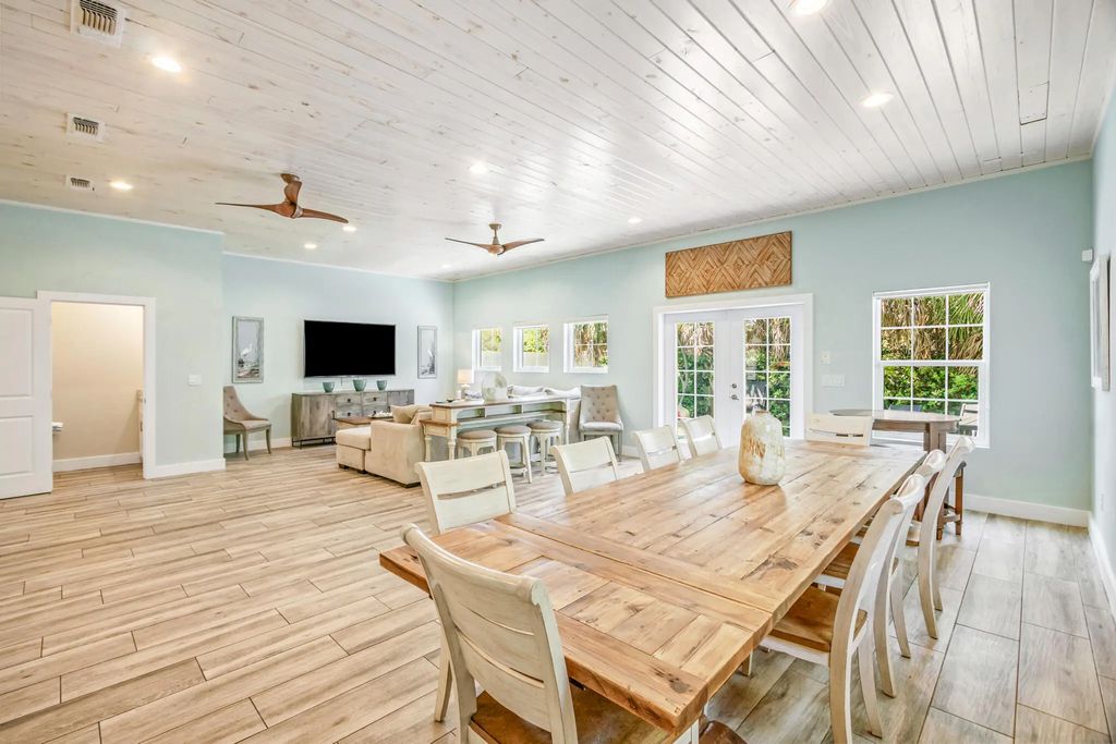 27 of 82 - 117 Charlotte Ave Avenue, Miramar Beach, FL
