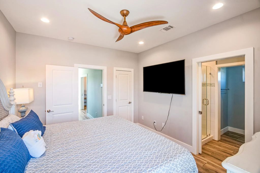 75 of 82 - 117 Charlotte Ave Avenue, Miramar Beach, FL