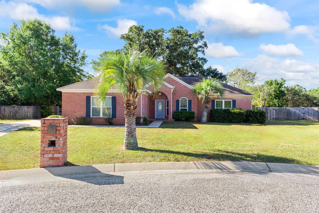 2621 Barefoot Creek Circle, Navarre