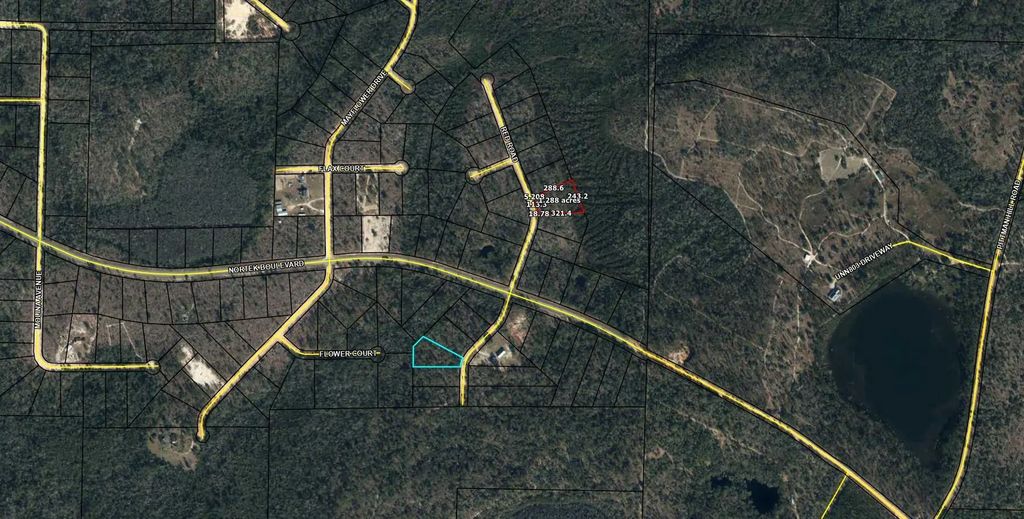 Lot 29 Red Road, Marianna